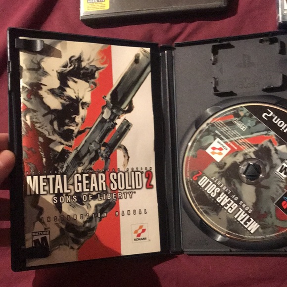 Metal Gear Solid 2, Resident Evil 4 and Psi-Ops PS2 games all with manuals! - Picture 4 of 4